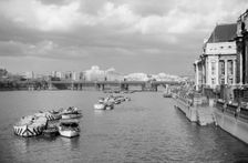 Hungerford Bridge, Lambeth, London, c1945-1965. Artist: SW Rawlings