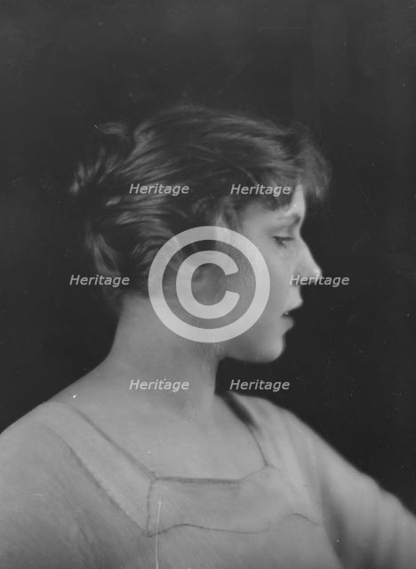 Hunter, Charlotte, Miss, portrait photograph, not before 1916 or 1917. Creator: Arnold Genthe.