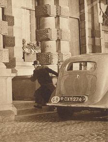 Hurrying Home - The Duke of York-December 4th 1936 (1937)