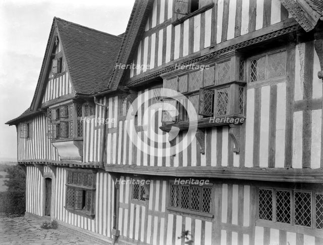 Hush Heath Manor, Staplehurst, Kent, 1915. Artist: Nathaniel Lloyd