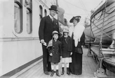 H.W. Thornton & family, between c1910 and c1915. Creator: Bain News Service