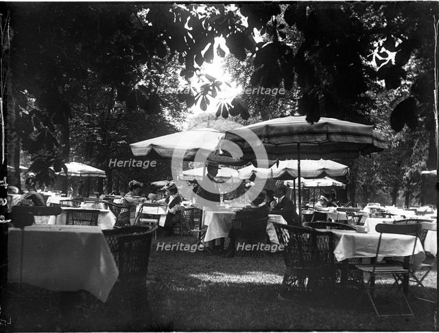 Hyde Park, City of Westminster, London, 1905. Creator: Katherine Jean Macfee.