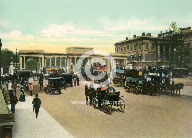 'Hyde Park Corner', c1900s.  Creator: Eyre & Spottiswoode.