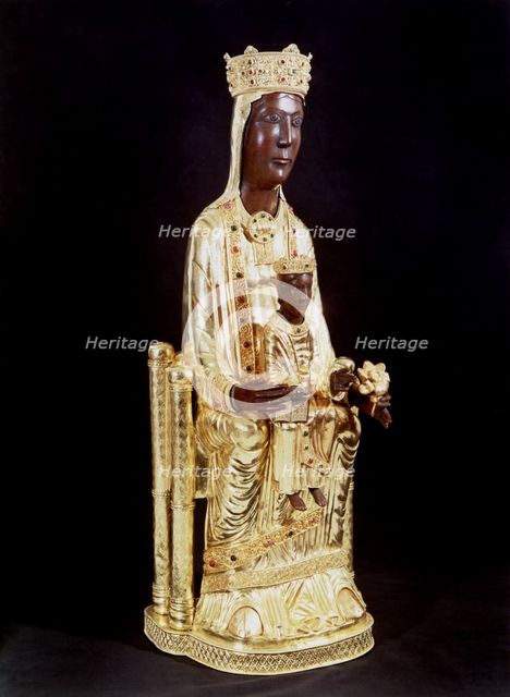Image of the 'Virgin of Our Lady of Torreciudad', carving in poplar wood from 11th century.