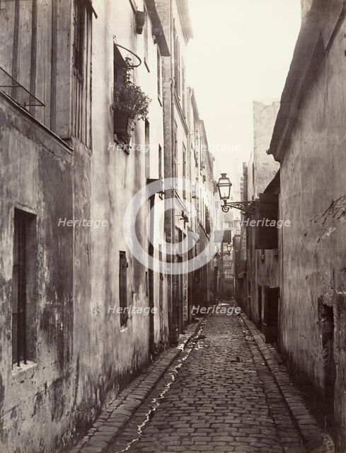 Impasse Briare (de la Cité Coquenard), 1860s. Creator: Charles Marville.
