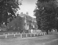 In College Road, Dulwich (1912)