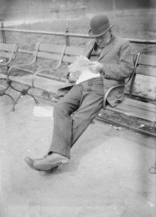 In Union Sq., between c1910 and c1915. Creator: Bain News Service