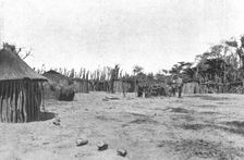 'Interieur d'un village fortifie de l'Angola; Afrique Australe 1914. Creator: Unknown