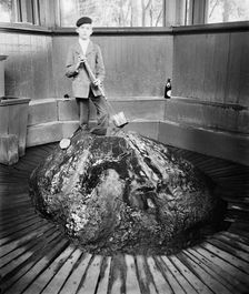 Interior, High Rock Spring, Saratoga, N.Y., between 1900 and 1906. Creator: Unknown
