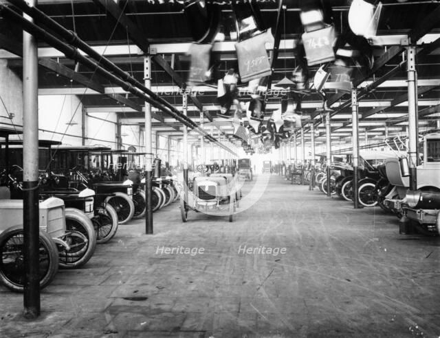 Interior of Daimler factory, (1900s?). Artist: Unknown