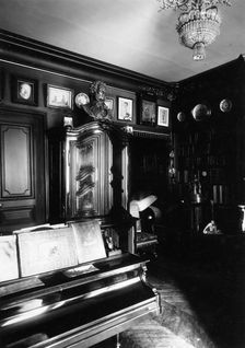 Interior of the Museum of the author and Historian Alexander Onegin in Paris, 1920s. Artist: Anon