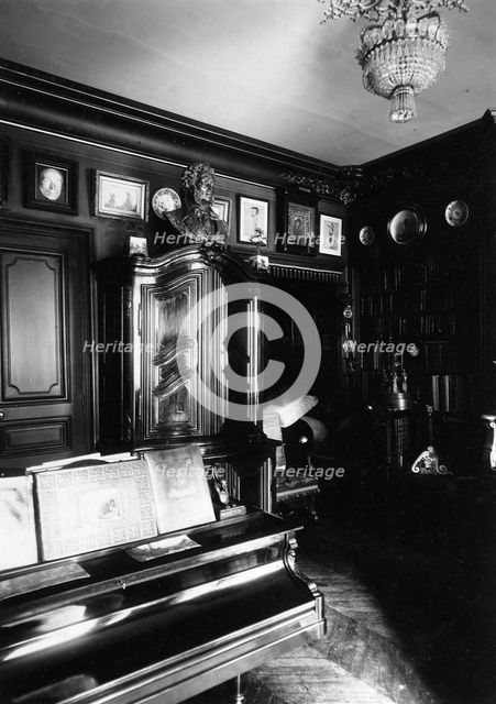 Interior of the Museum of the author and Historian Alexander Onegin in Paris, 1920s.  Artist: Anon