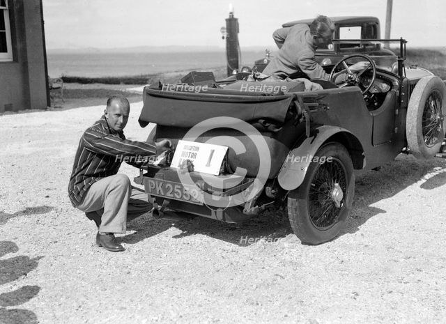 Invicta 4-seat high-chassis tourer of Donald Healey, B&HMC Brighton Motor Rally, 1930. Artist: Bill Brunell.