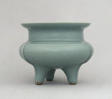 Incense Burner in the Form of Archaic Li: Longquan Ware, 13th Century. Creator: Unknown