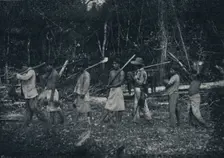 Indios Guaranys, voltando de uma caþada 1895. Artist: Francisco Henszler
