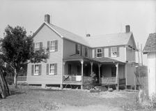 Indian Head, Md. Navy Proving Ground - Residence of George Swann..., 1916. Creator: Harris & Ewing