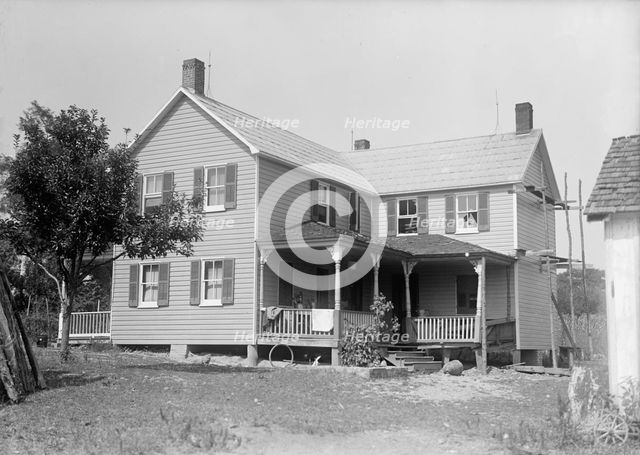 Indian Head, Md. Navy Proving Ground - Residence of George Swann..., 1916. Creator: Harris & Ewing.
