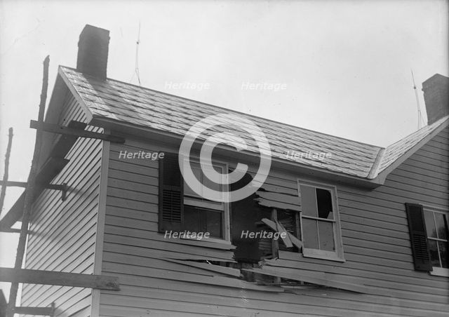 Indian Head, Md. Navy Proving Ground - Residence of George Swann..., 1916. Creator: Harris & Ewing.