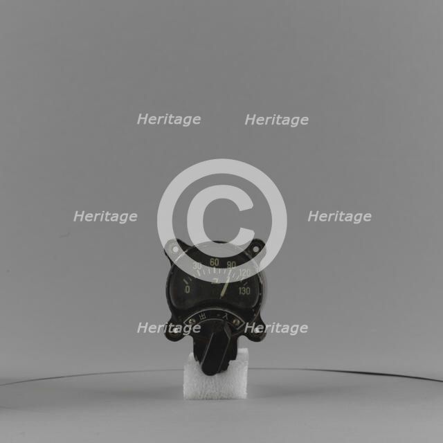 Indicator, Oil Temperature, Japanese Army,. Creator: Fuji Koku Keiki.