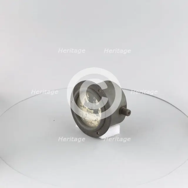 Indicator, Oil Pressure, German. Creator: Benz & Cie Fabrik Zeichen G.m.b.H..