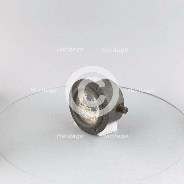 Indicator, Oil Pressure, German. Creator: Benz & Cie Fabrik Zeichen G.m.b.H..