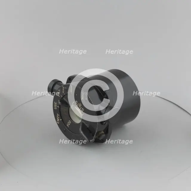 Indicator, Carbon Monoxide, 1943.. Creator: Cambridge Instrument Company.