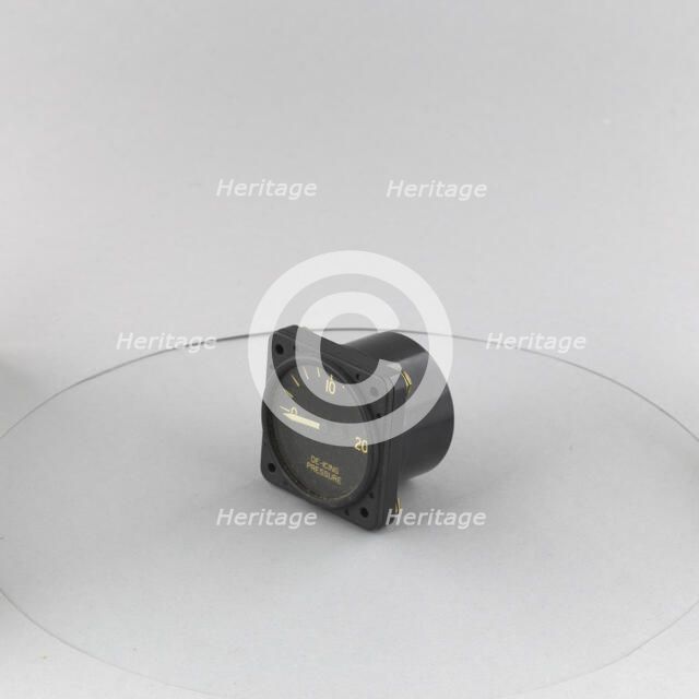 Indicator, De-Icing Pressure, G-2, AN5771-3. Creator: United States Gauge Co.