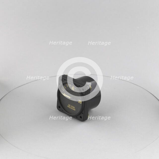 Indicator, De-Icing Pressure, G-2, AN5771-3. Creator: United States Gauge Co.