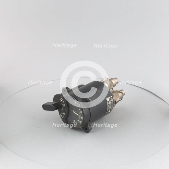 Indicator, Temperature, Free Air, Japanese Army, Dual range. Creator: Fuji Koku Keiki.