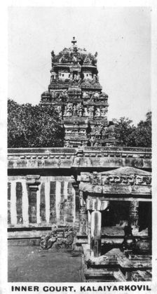 Inner court, Kalaiyarkovil, India, c1925