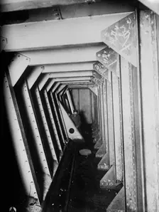 Inner Skin of VATERLAND, between c1910 and c1915. Creator: Bain News Service