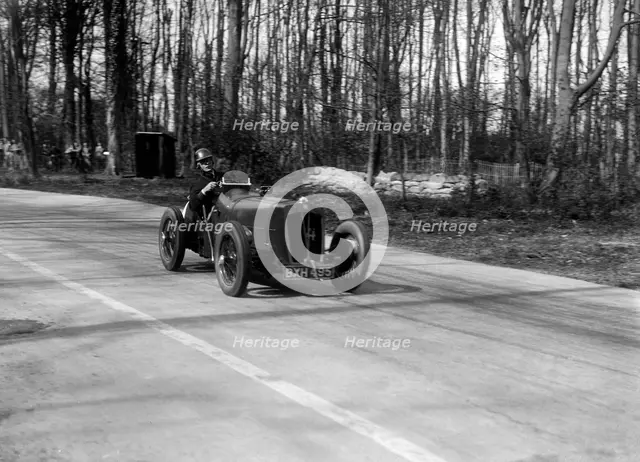 Ian Connell's Vale Special racing at Donington Park, Leicestershire, 1935. Artist: Bill Brunell.