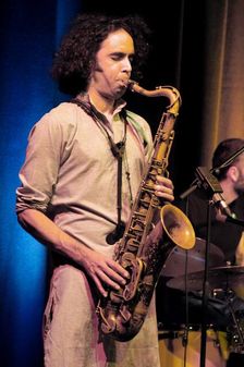 Idris Rahman, Ropetackle Arts Centre, Shoreham, West Sussex, Jan 2016. Artist: Brian O'Connor