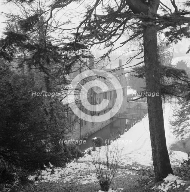 Ightham Mote, Ightham, near Sevenoaks, Kent, 1956. Artist: John Gay.