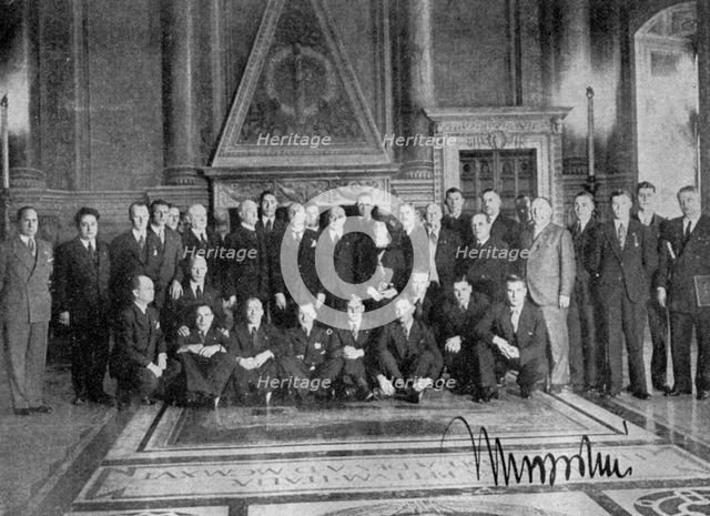 Il Duce poses, FA tour, Palazzo di Venezia, Rome, Italy, 1933. Artist: Unknown