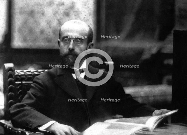 Ildefonso Sunyol and Casanovas, (Barcelona, ??1866-1913), lawyer and politician, was started in p…