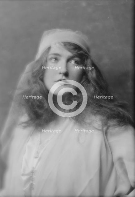 Irving, Daisy, Miss, portrait photograph, 1916 Feb. 4. Creator: Arnold Genthe.