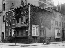 Irving House, N.Y., 1911. Creator: Bain News Service