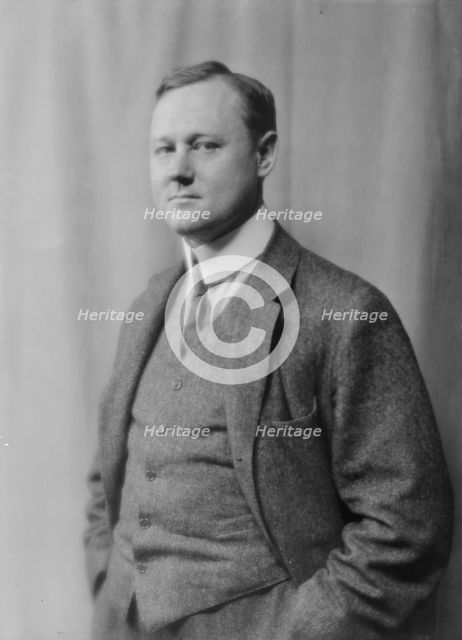 Irwin, Wallace, Mr., portrait photograph, 1916 Jan. 7. Creator: Arnold Genthe.