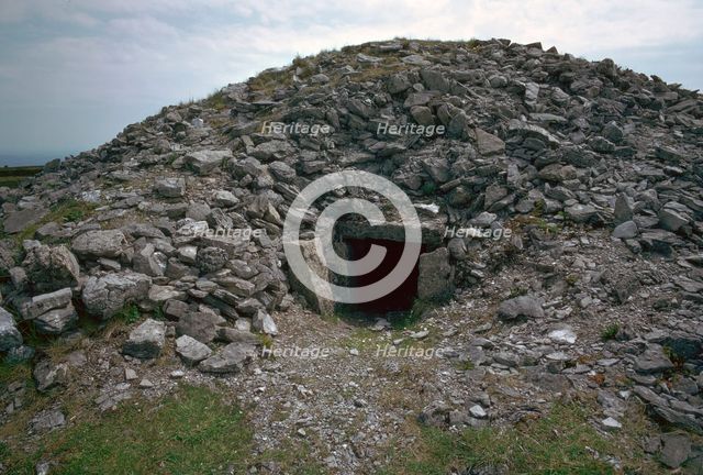 Irish burial cairn. Artist: Unknown