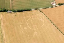 Iron Age double ditched enclosure crop mark, near South Wonston, Hampshire, 2015. Creator: Historic England