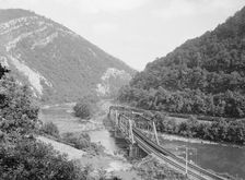 Iron Mountains & water gap near Clifton Forge, Clifton Forge, Va., between 1900 and 1910. Creator: Unknown