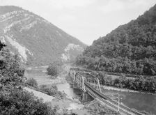 Iron Mountains & water gap near Clifton Forge, Clifton Forge, Va., between 1900 and 1910. Creator: Unknown