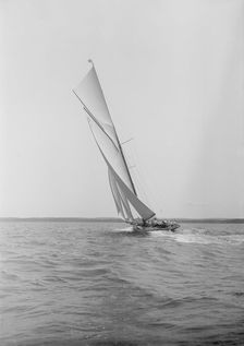 Istria viewed from lee quarter, reaching, 1912. Creator: Kirk & Sons of Cowes