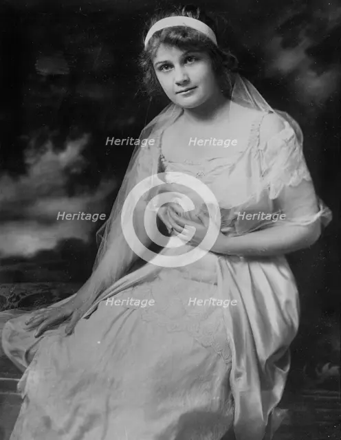 Isabel B. Gardner, between c1910 and c1915. Creator: Bain News Service.