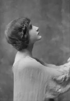 Isadora Duncan dancer, between 1915 and 1923. Creator: Arnold Genthe
