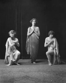 Isadora Duncan dancers, between 1915 and 1923. Creator: Arnold Genthe