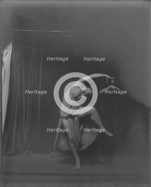 Isadora Duncan dancers, between 1915 and 1923. Creator: Arnold Genthe.