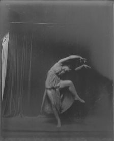 Isadora Duncan dancers, between 1915 and 1923. Creator: Arnold Genthe