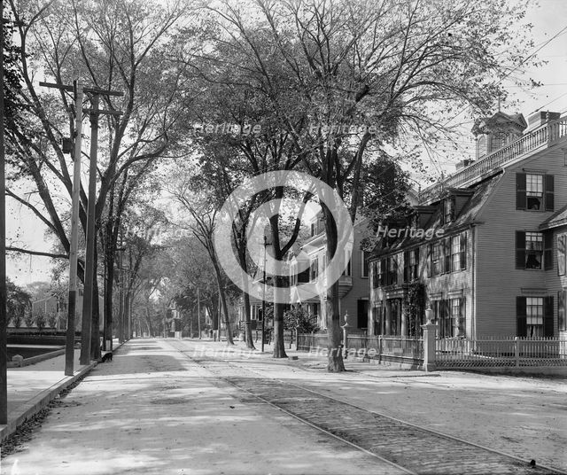 Islington St., Portsmouth, N.H., c1907. Creator: Unknown.